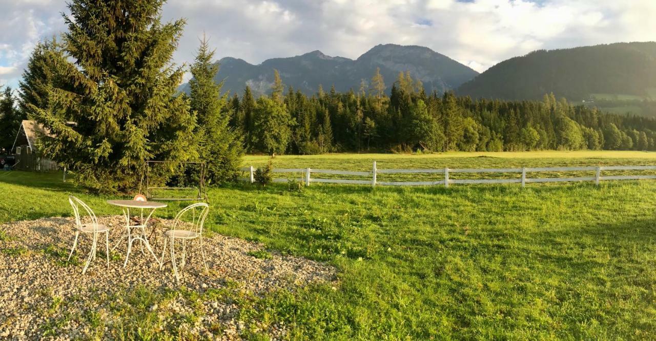 Traumhafte Wohnung Auf Pferde Ranch アイヒ エクステリア 写真